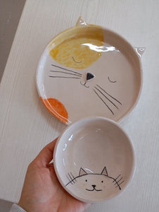 CREA COMEDEROS DE MASCOTAS