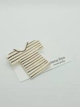 Cargar imagen en el visor de la galería, BROCHE CAMISETA